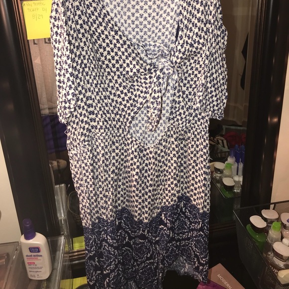 Kendall & Kylie Romper. - Picture 2 of 2